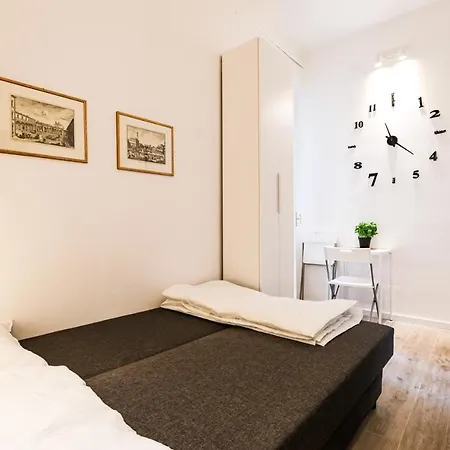 Raffaello Studio Flat Apartment Florence