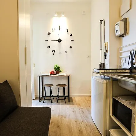 アパート Raffaello Flat