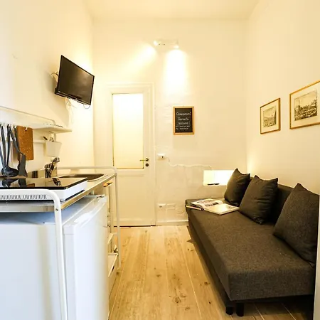 Raffaello Studio Flat Florence